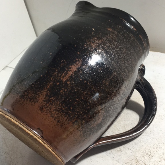 Vintage handcrafted pottery milk water pitcher - Picture 4 of 10